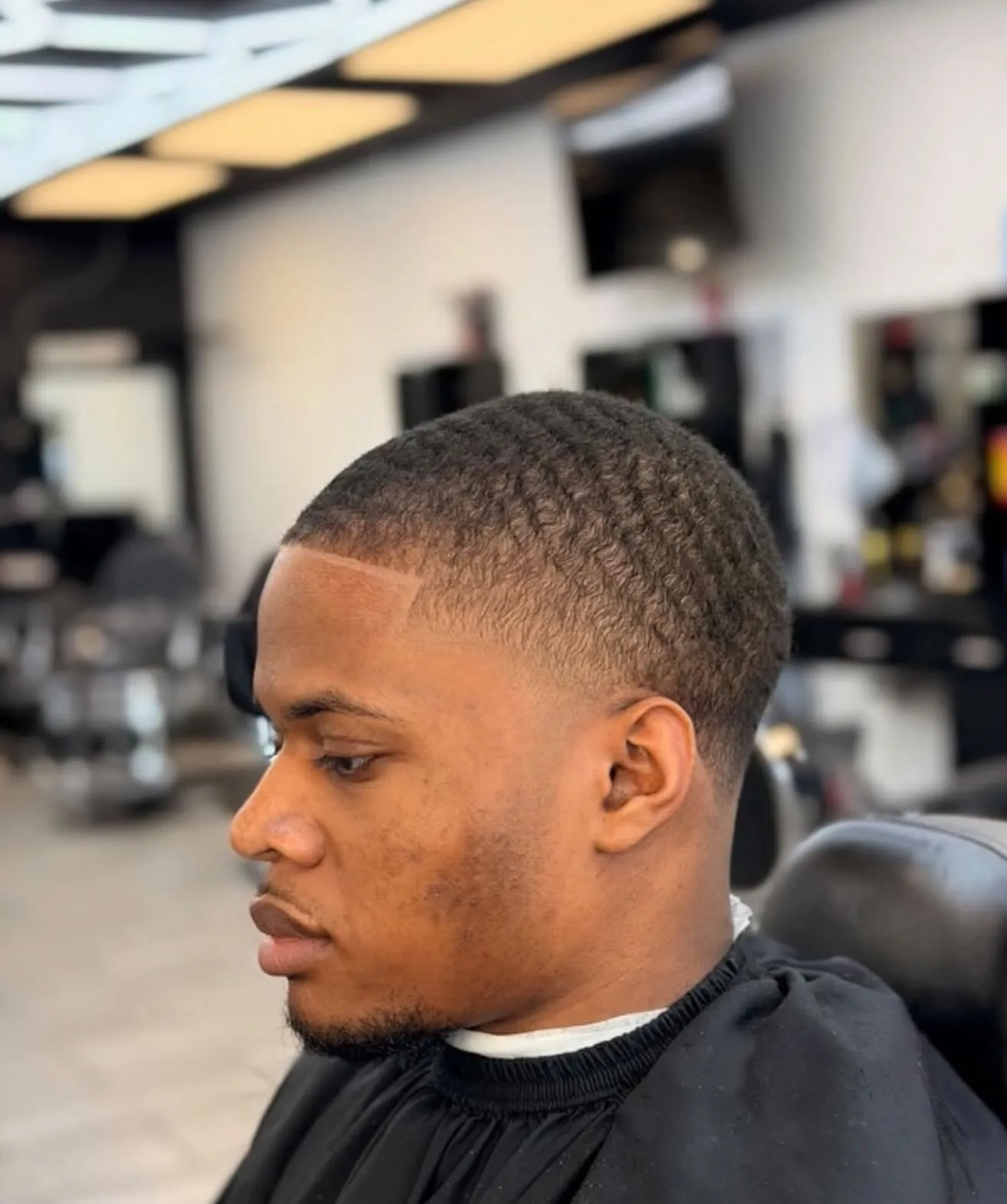 Waves with a taper and line up at VIP Barber Lounge, Denver & Aurora